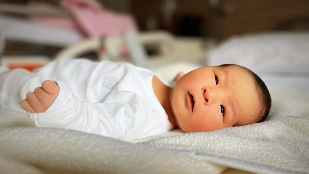 Worlds First Baby Born Using