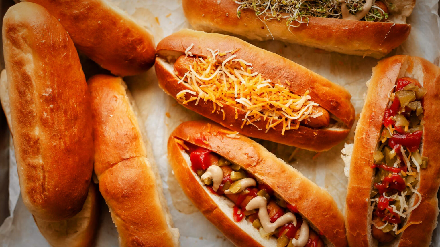 Scientists claim eating a hot dog 000